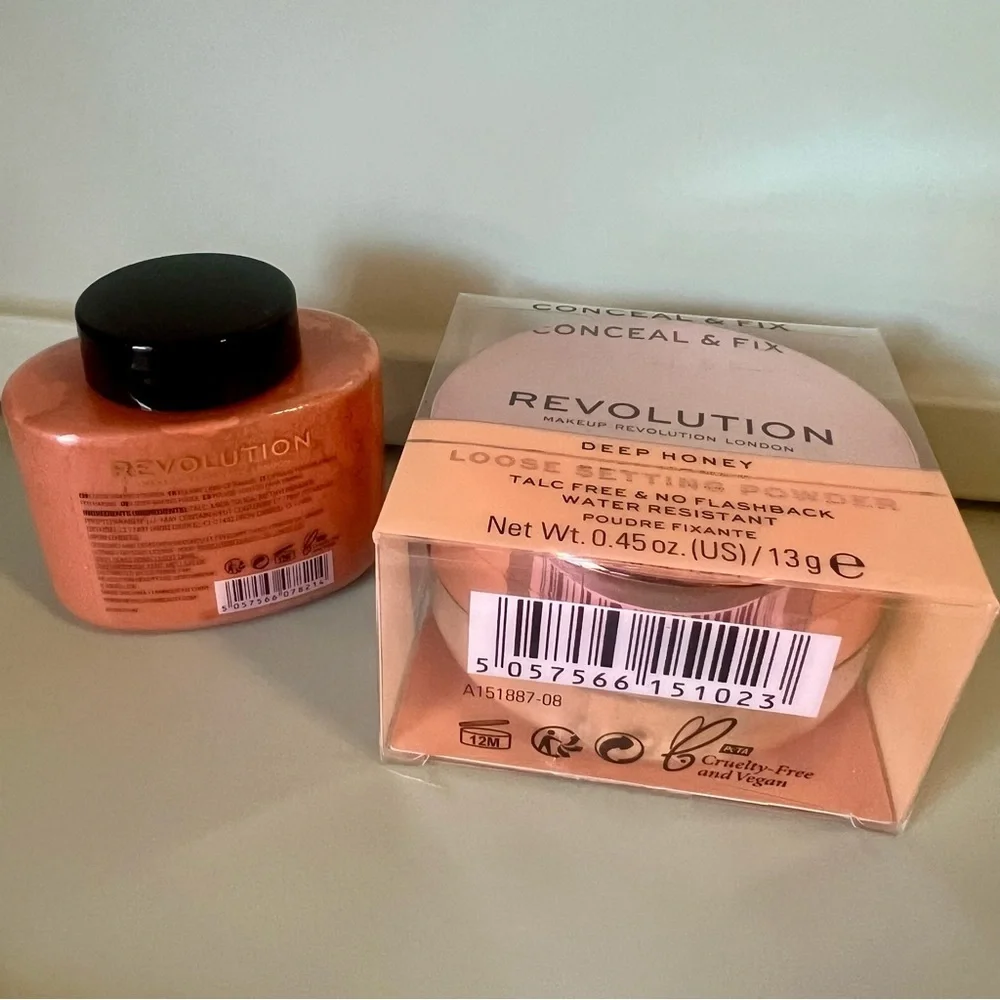Makeup Revolution Deep Honey Setting Powder & Bronzing Powder